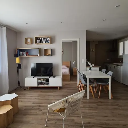 Moderne De 54 M, 2 * La Seyne-sur-Mer
